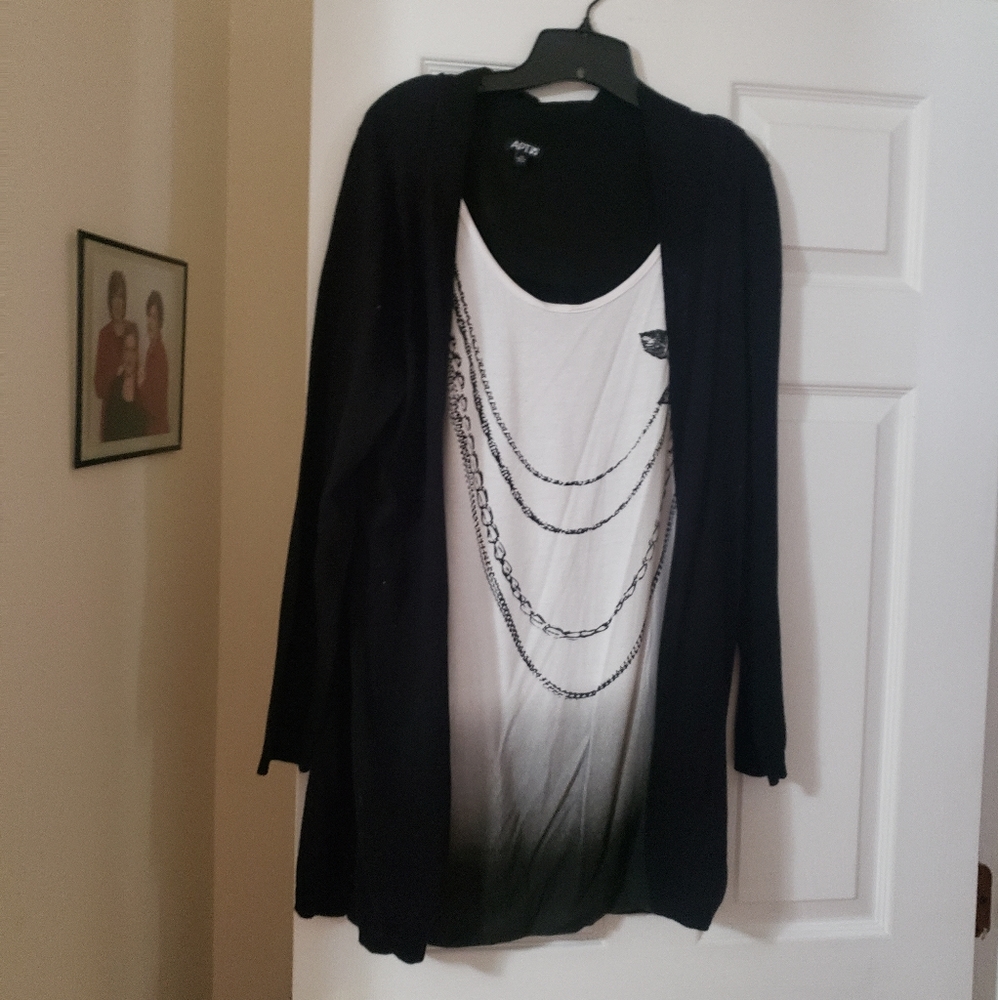 ♥️2 pieces in one Apt9 Tunic XL♥️